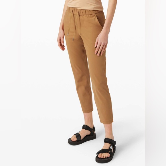 #115 Lululemon On The Fly 7/8 Pant *27"
Saddle Brown - Sz 10 Luxtreme Rare - Picture 3 of 8